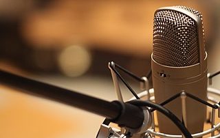mic vs wikimedia commons small 2