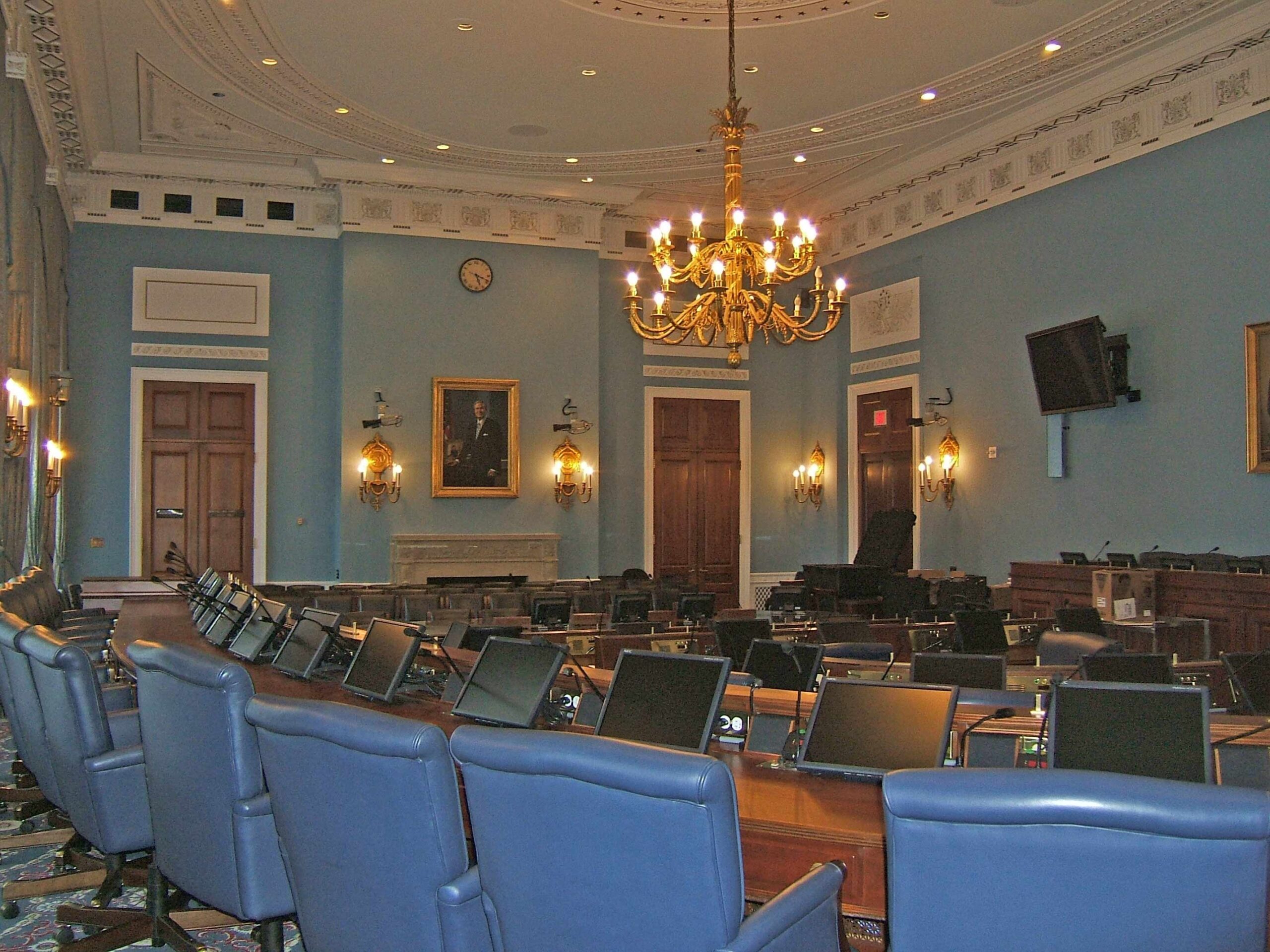 Interior of Committee room 1300 of the Longworth Building, US House of Representatives