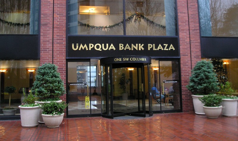 Umpqua bank plaza revolving door